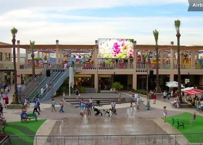 Modern In Torrevieja, 60 M², Near Beaches Apartment