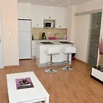 Modern In Torrevieja, 60 M², Near Beaches Lejlighed *