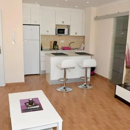 Modern In Torrevieja, 60 M², Near Beaches Appartement *