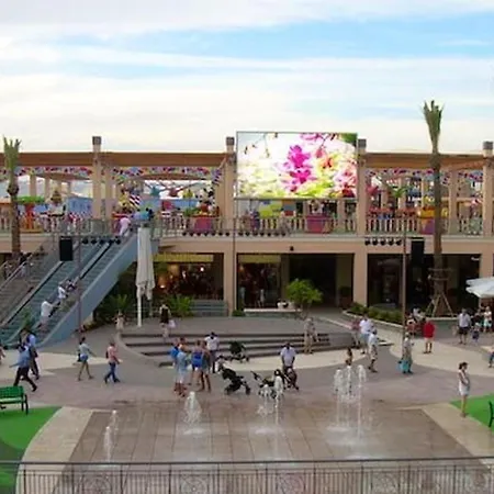 Modern In Torrevieja, 60 M², Near Beaches Apartman