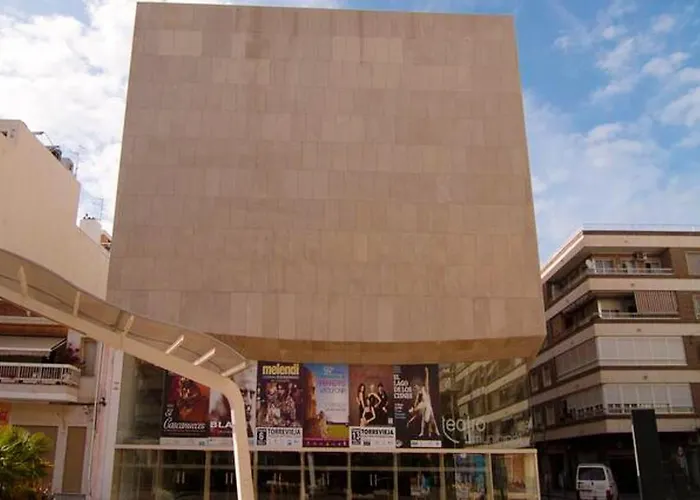 Modern In Torrevieja, 60 M², Near Beaches Apartman Torrevieja