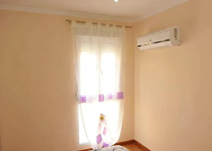 Modern In Torrevieja, 60 M², Near Beaches Apartman